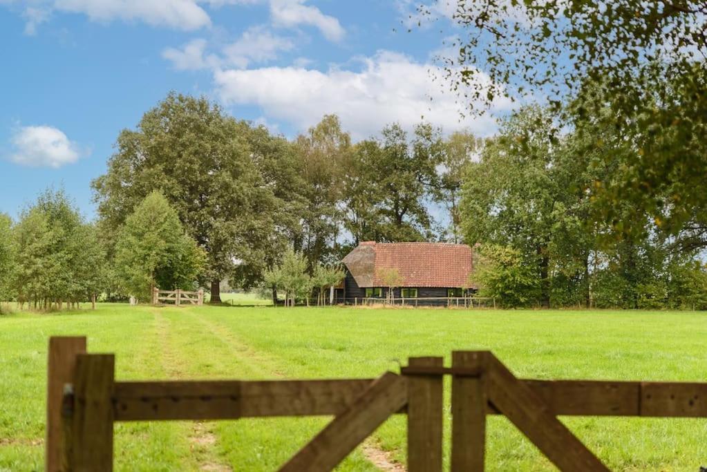 Prachtig Vrijstaand Familiehuis Op Groot Perceel Hébergement de vacances